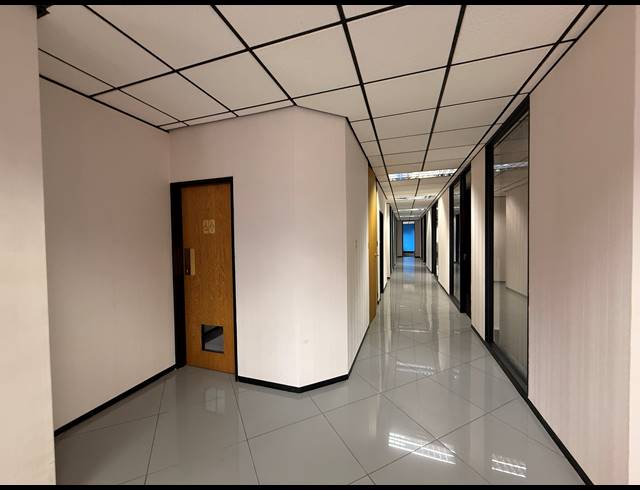 377M² OFFICE TO LET IN ROSEBANK